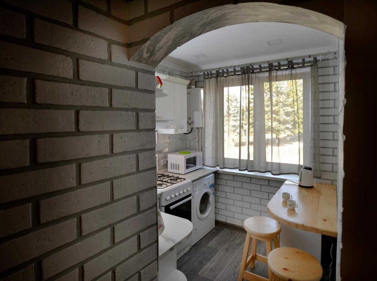 Kayaran Home Gjoemri Buitenkant foto